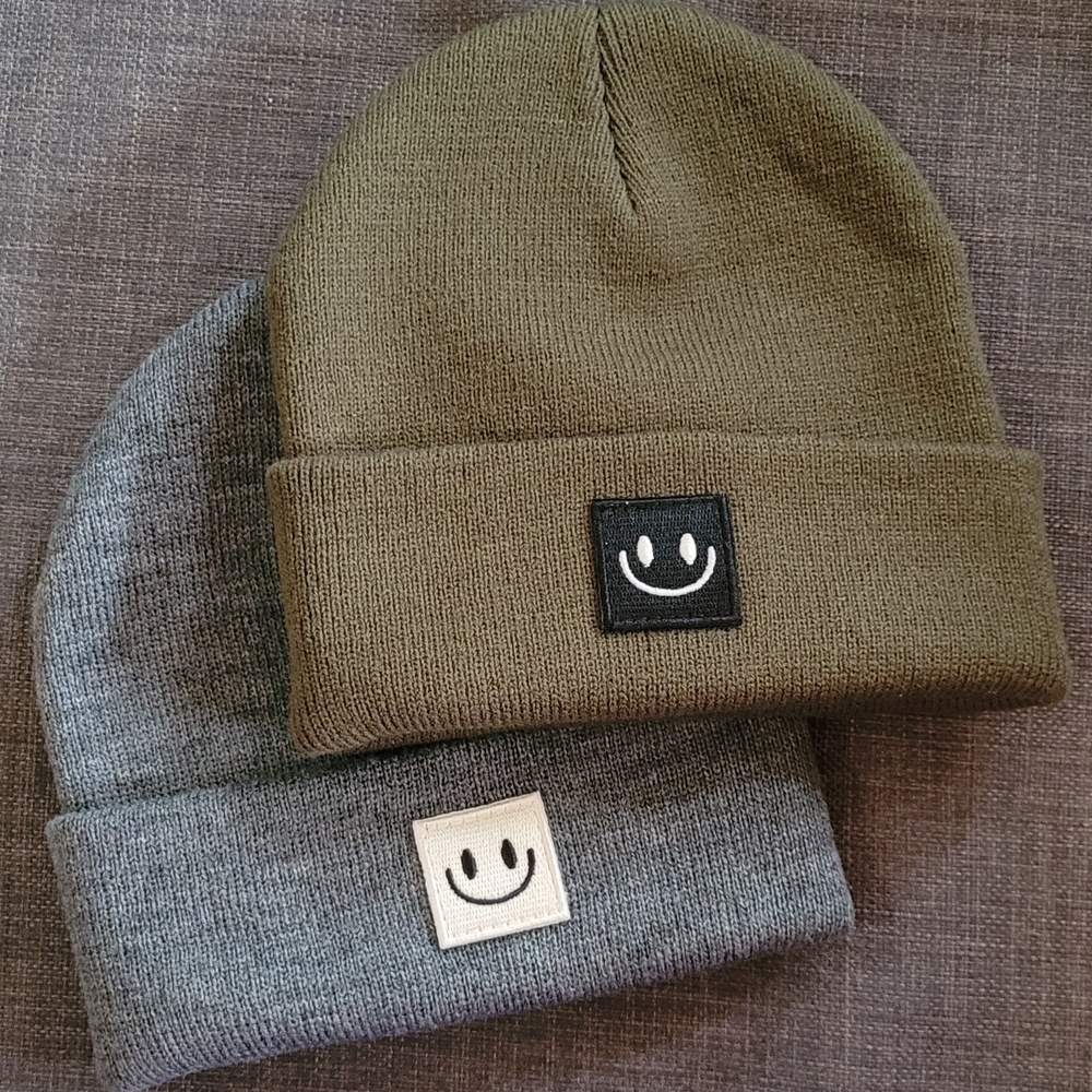 Kids Smiley Beanie Set - Olive & Gray